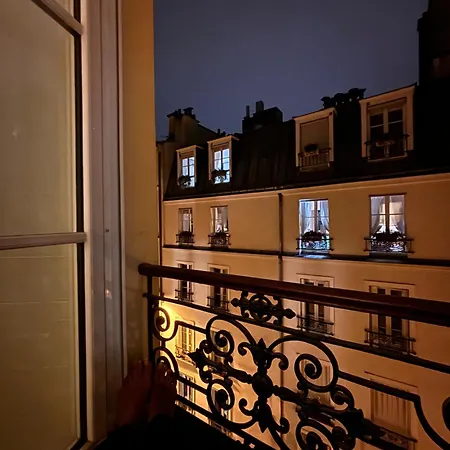 Eiffel Tower View Haussmanian Charm 2min Walk From The Eiffel Tower Gardens Διαμέρισμα *